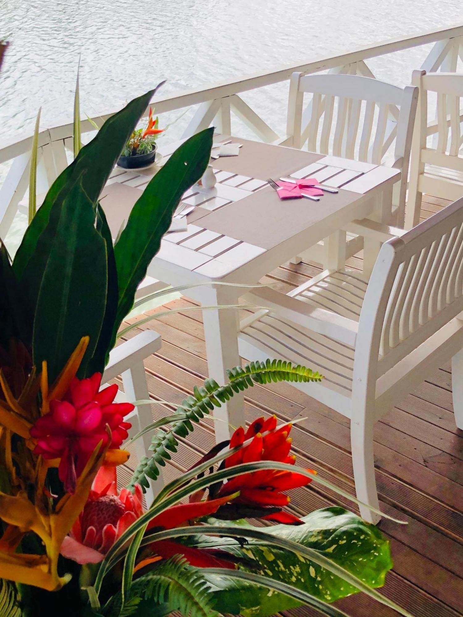 Tropicana Lagoon Apartments Port Vila Exterior photo